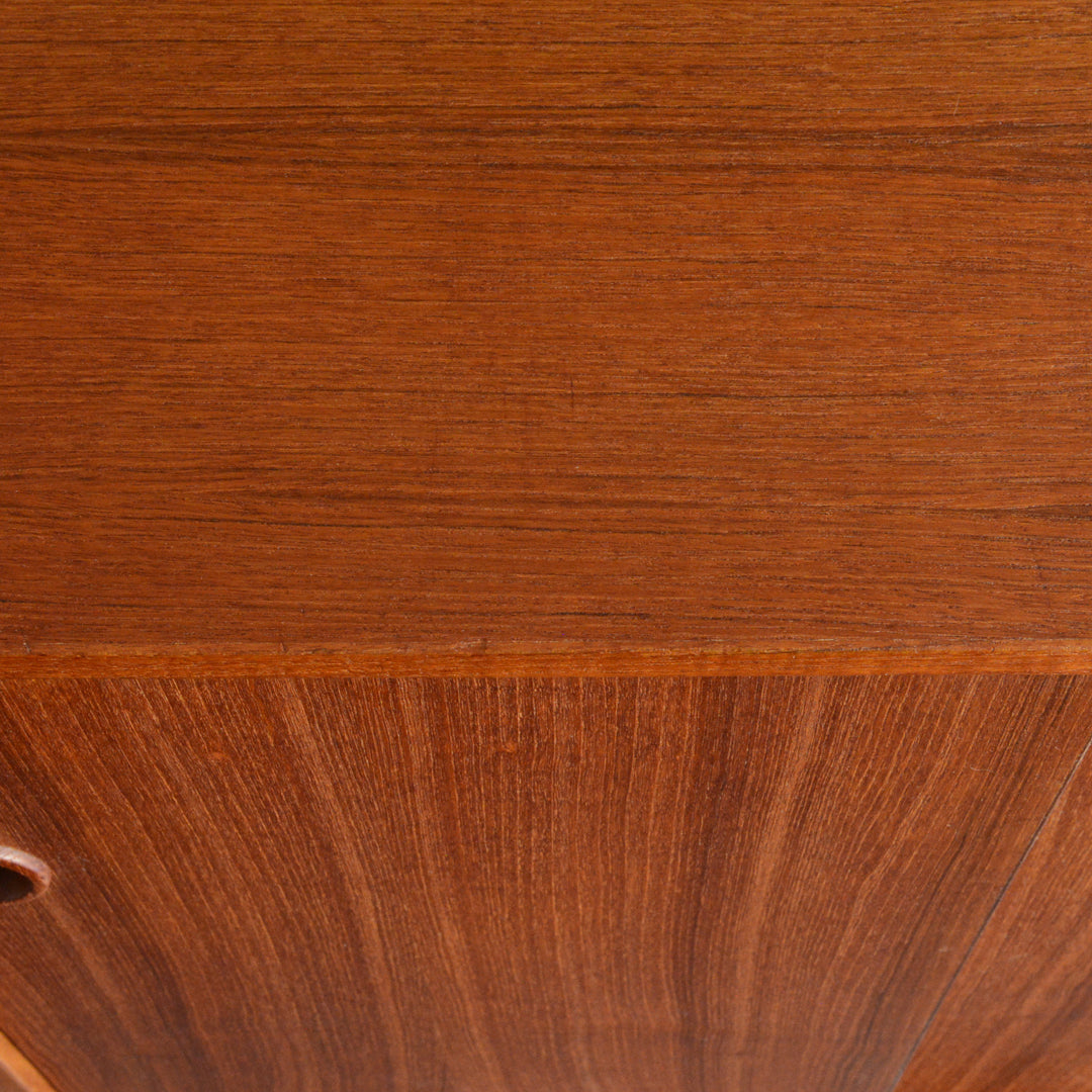 デンマーク ヴィンテージ チーク キャビネット 3-70