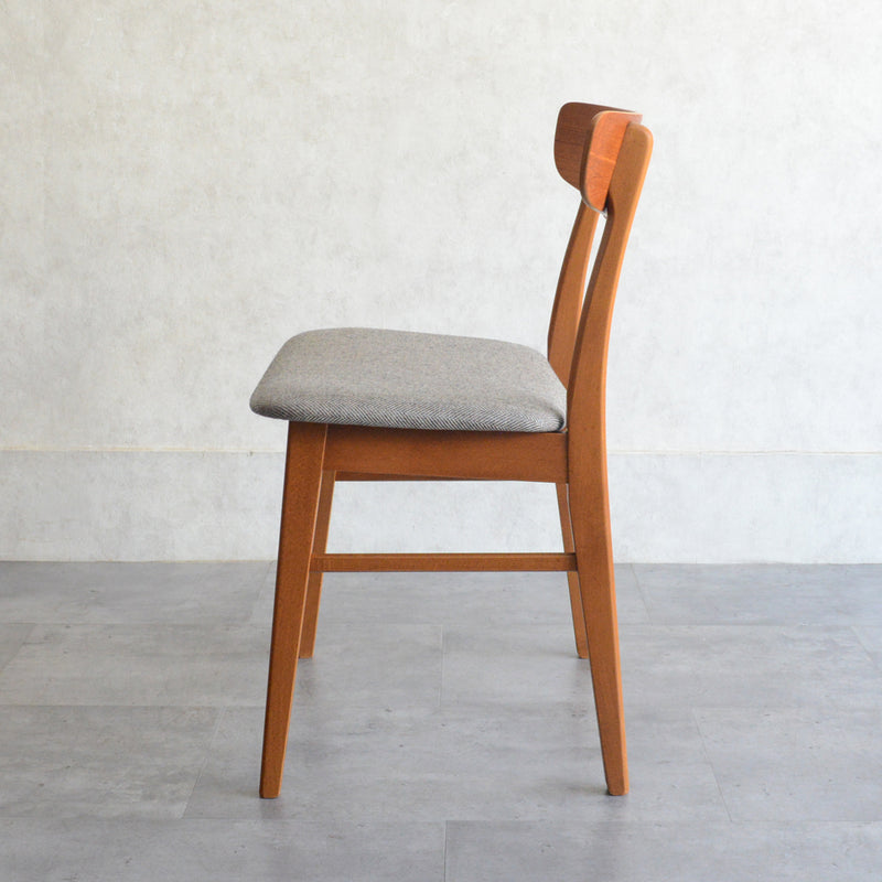 デンマークヴィンテージ ダイニングチェア 3-55(張替済・グレージュヘリンボーン)