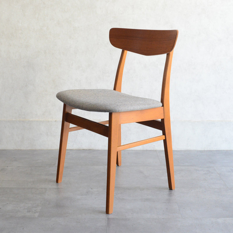 デンマークヴィンテージ ダイニングチェア 3-55(張替済・グレージュヘリンボーン)