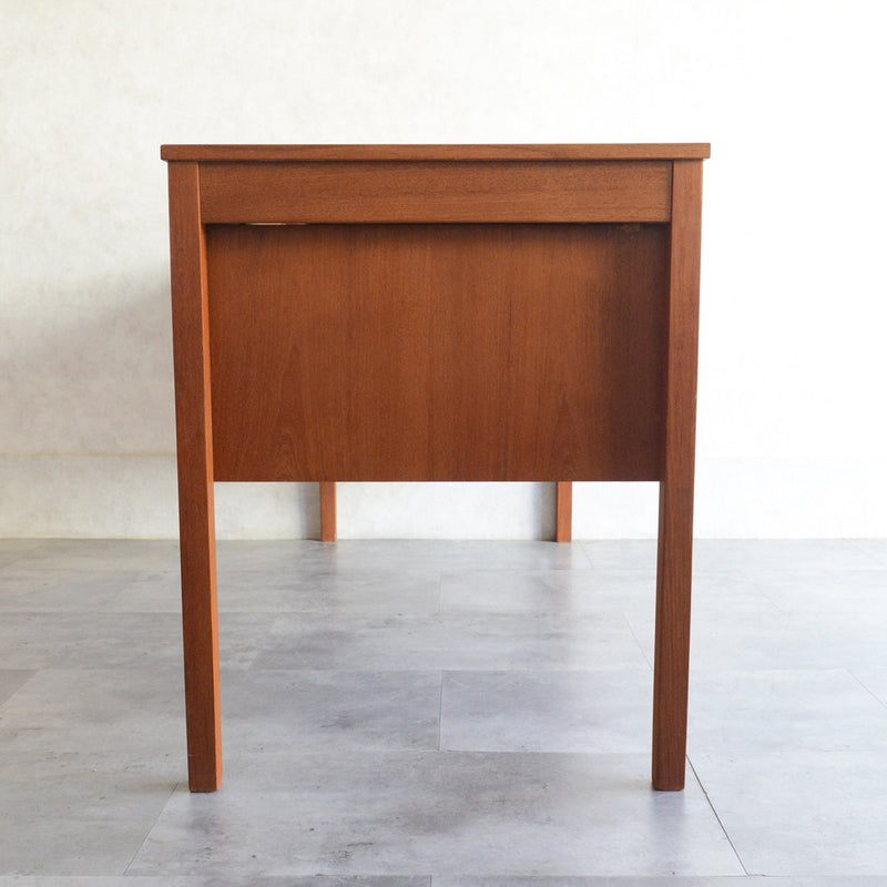 Domino mobler　デンマークヴィンテージ チークデスク 8-67