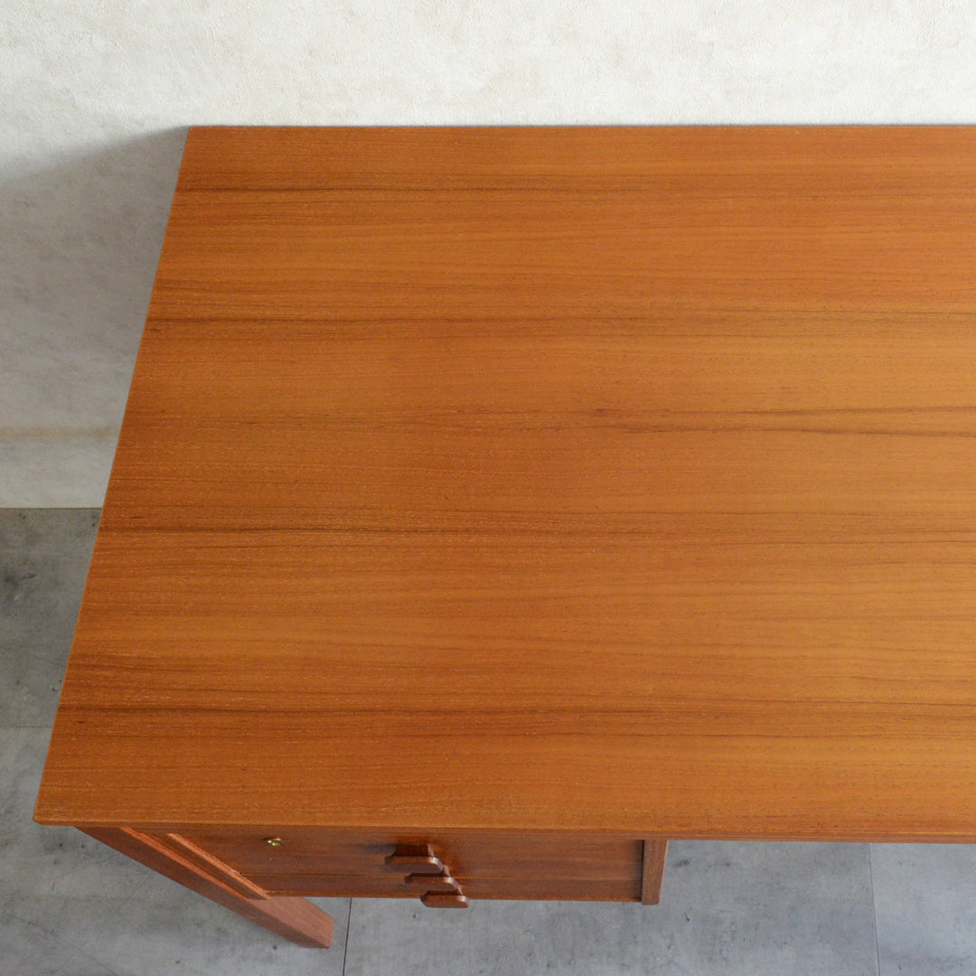 Domino mobler　デンマークヴィンテージ チークデスク 8-67