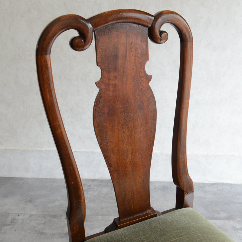 イギリスクラシッククイーンアンチェア