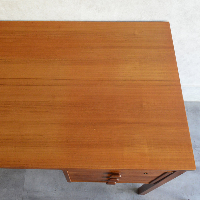 Domino mobler　デンマークヴィンテージ チークデスク 8-67