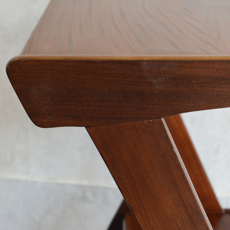 オランダ ヴィンテージ  WéBé チークサイドテーブル