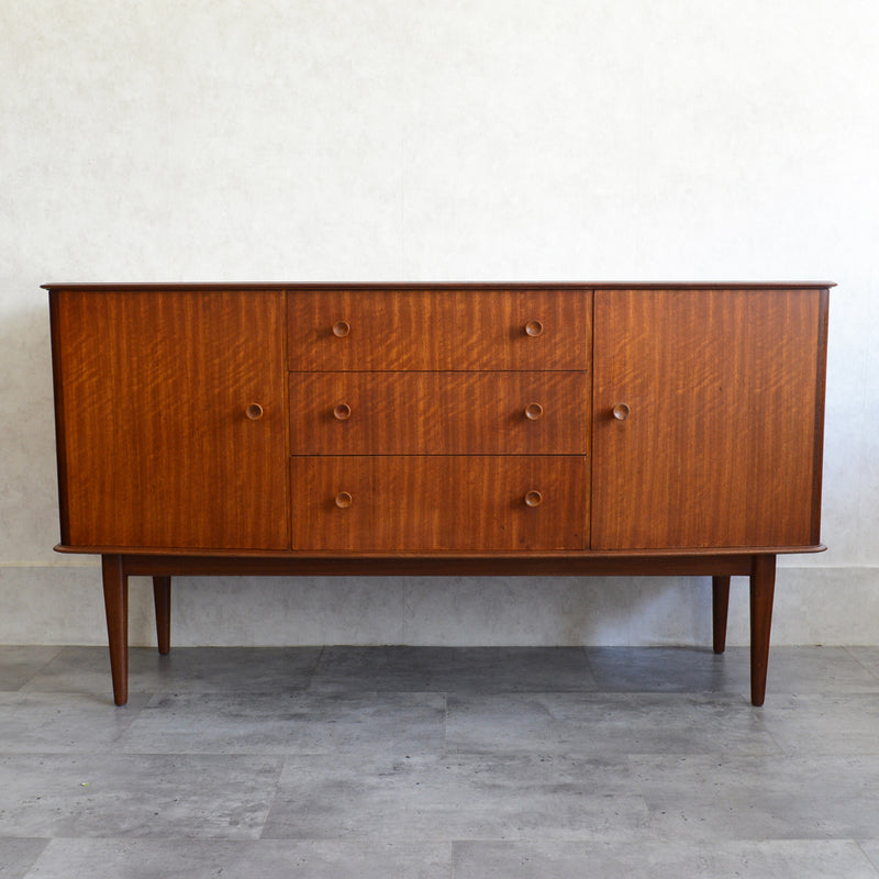 60S イギリス ヴィンテージ ショートサイドボード 49 (天板剝離再塗装済）