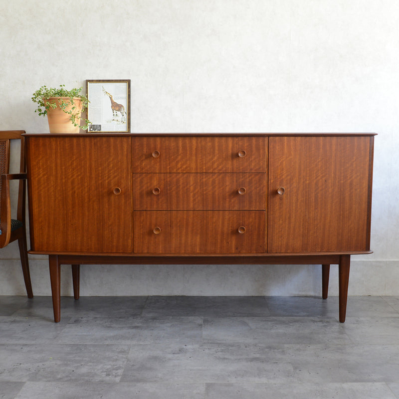 60S イギリス ヴィンテージ ショートサイドボード 49 (天板剝離再塗装済）