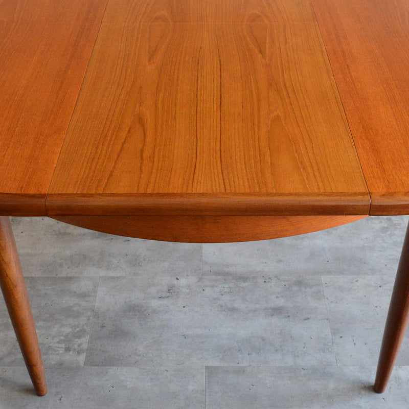 W様見学お取置品　G-PLAN ジープラン  エクステンション ラウンドテーブル 94 (天板剥離再塗装）