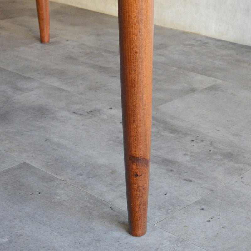 W様見学お取置品　G-PLAN ジープラン  エクステンション ラウンドテーブル 94 (天板剥離再塗装）