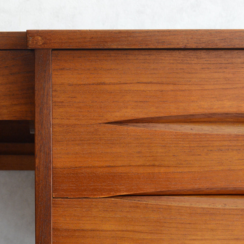 ミッドセンチュリー ヴィンテージ　デスク23(天板剝離再塗装済）