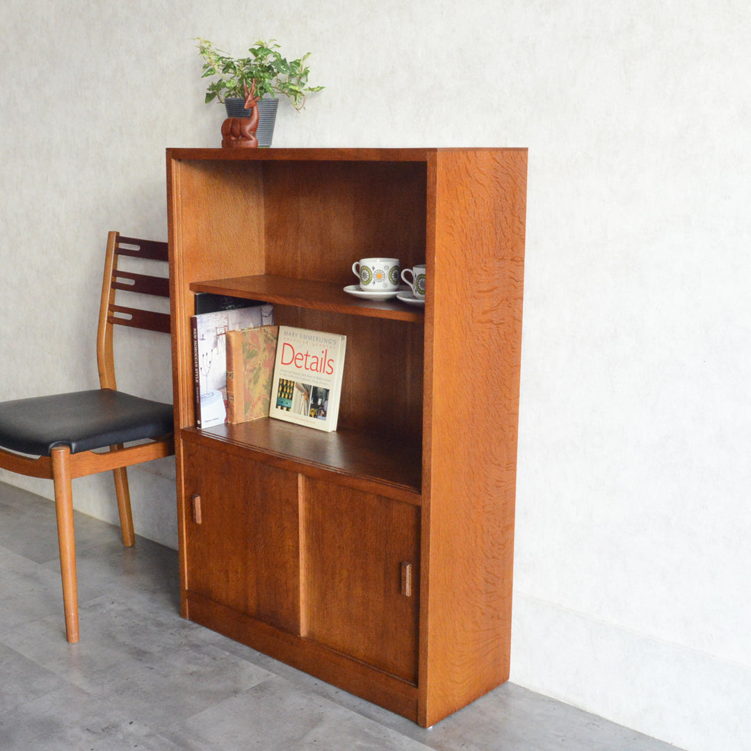 ミッドセンチュリー ヴィンテージ　ガラスキャビネット97(木扉付）