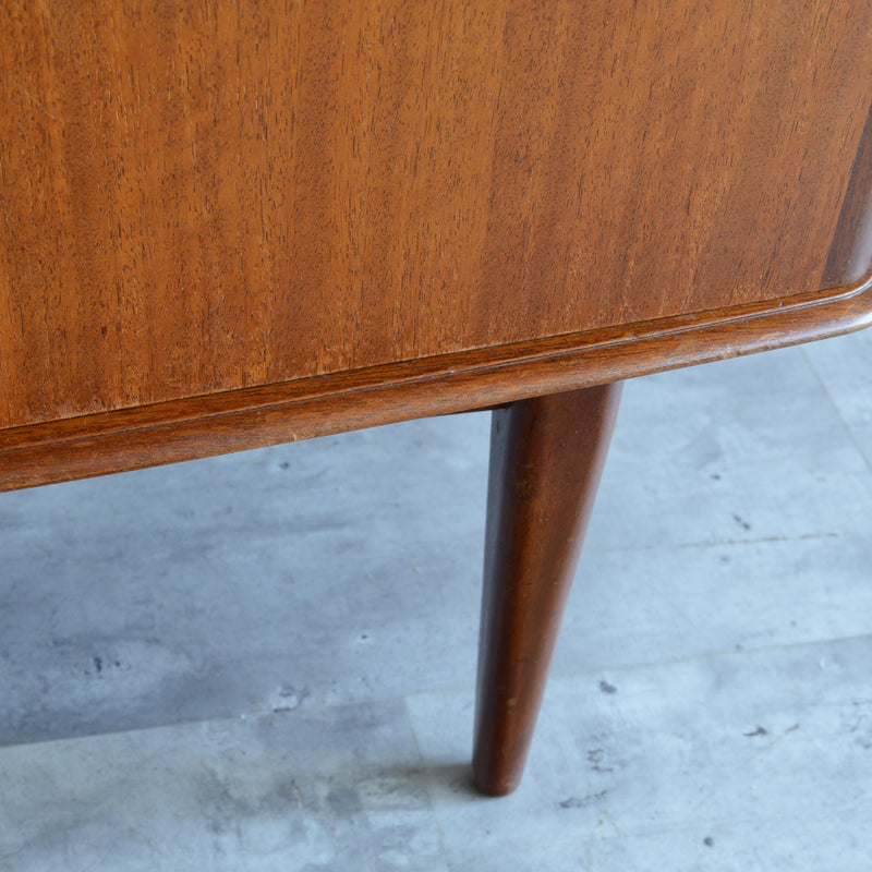 60S イギリス ヴィンテージ ショートサイドボード 49 (天板剝離再塗装済）