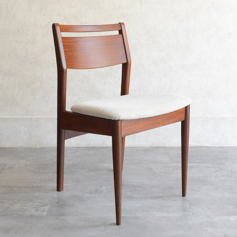 ヴィンテージ ダイニングチェア （アイボリー）06