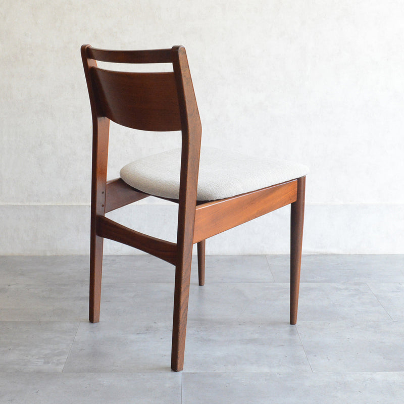 ヴィンテージ ダイニングチェア （アイボリー）06