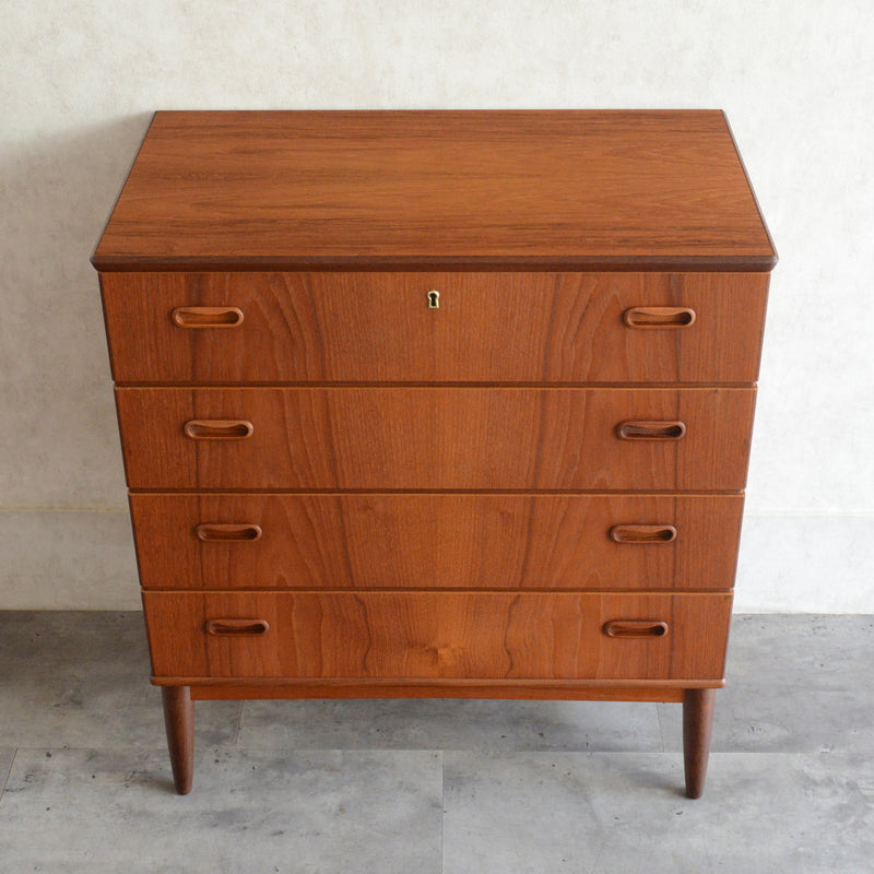 デンマークヴィンテージ  チーク４段チェスト 6-71