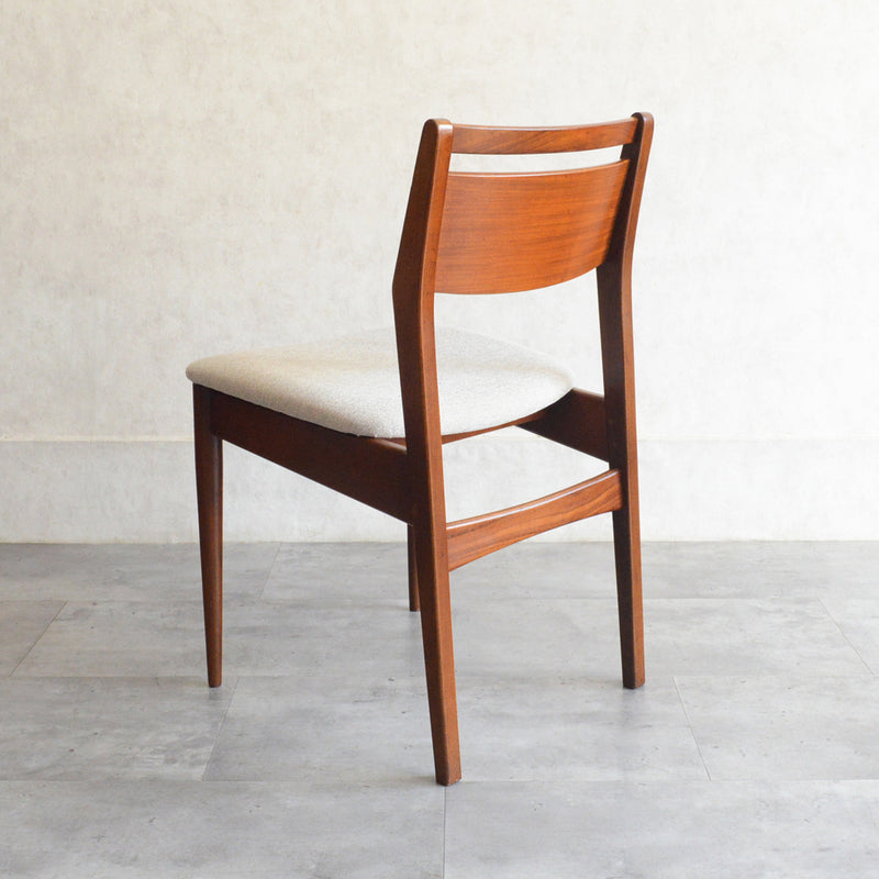 ヴィンテージ ダイニングチェア （アイボリー）06