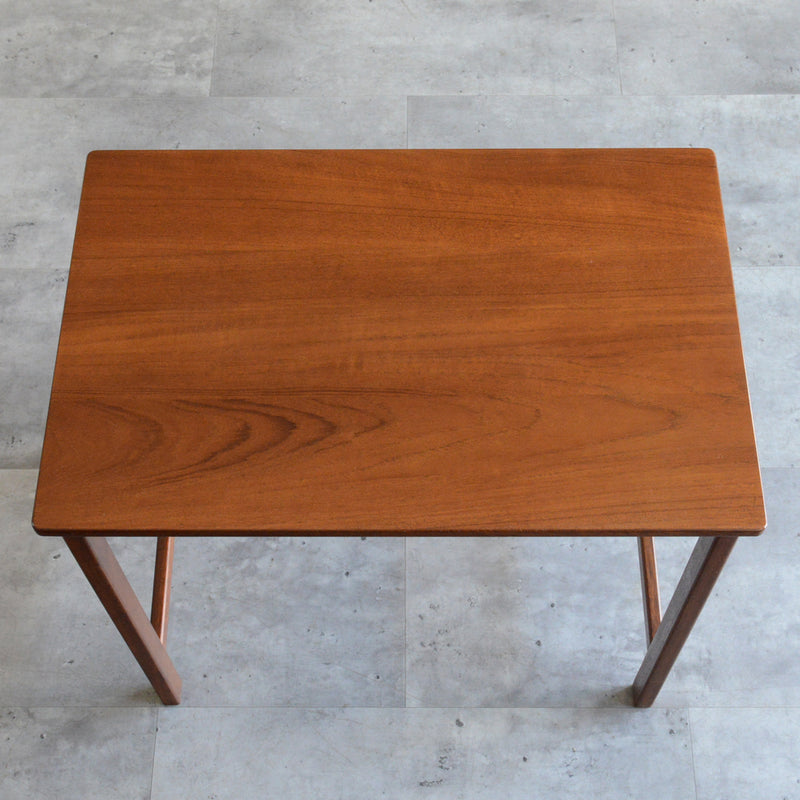 ミッドセンチュリー ヴィンテージ チーク ネストテーブル(抽斗付) 05