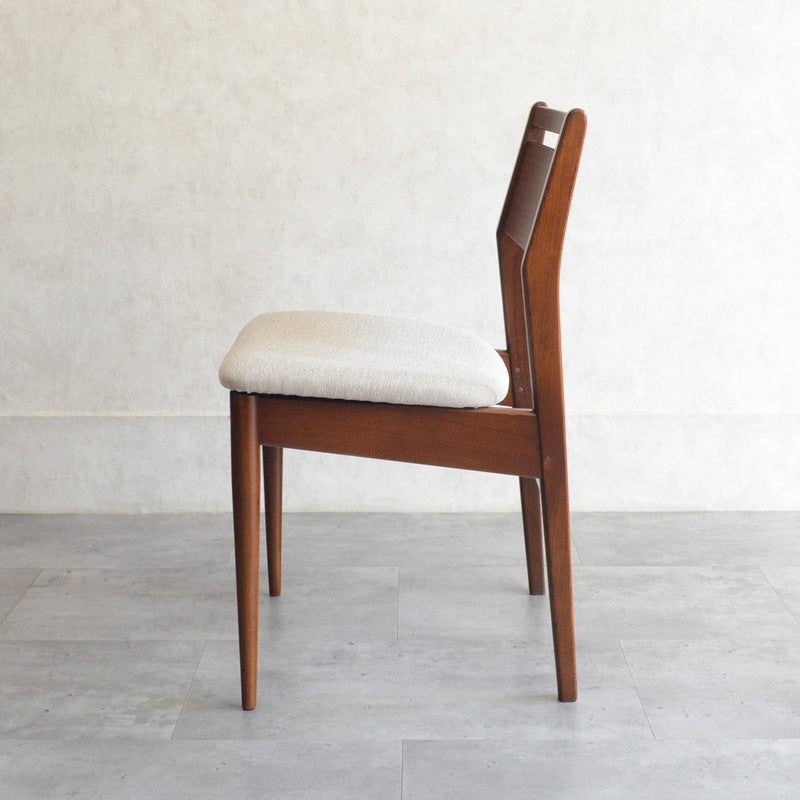 ヴィンテージ ダイニングチェア （アイボリー）06