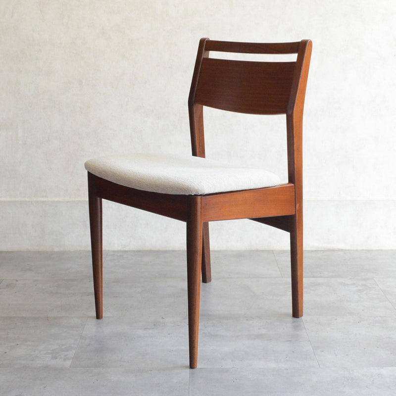 ヴィンテージ ダイニングチェア （アイボリー）06