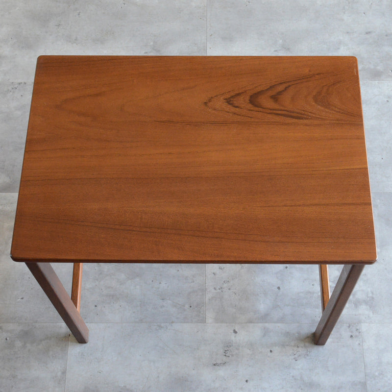 ミッドセンチュリー ヴィンテージ チーク ネストテーブル(抽斗付) 05