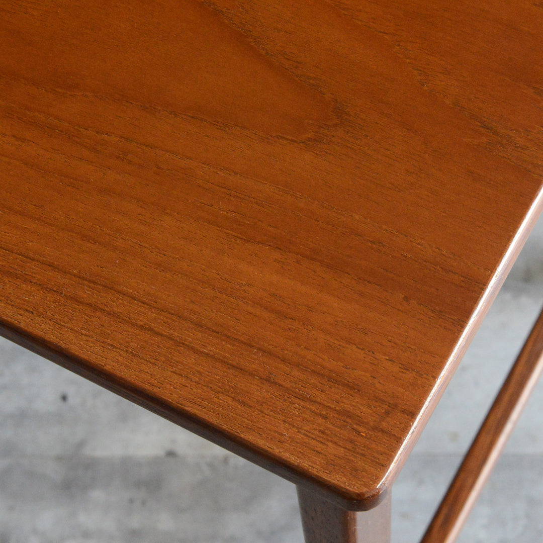 ミッドセンチュリー ヴィンテージ チーク ネストテーブル(抽斗付) 05