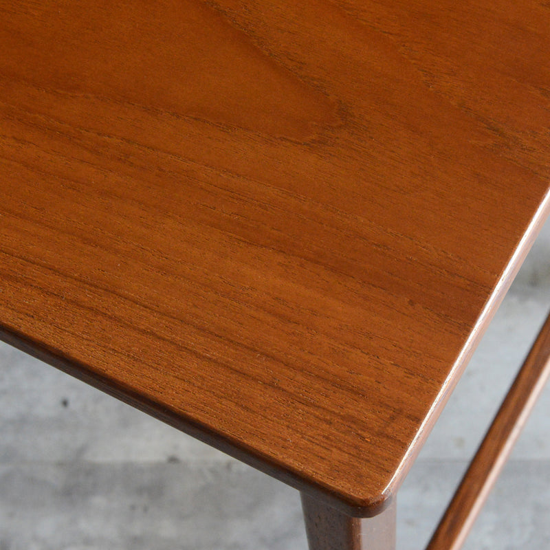 ミッドセンチュリー ヴィンテージ チーク ネストテーブル(抽斗付) 05