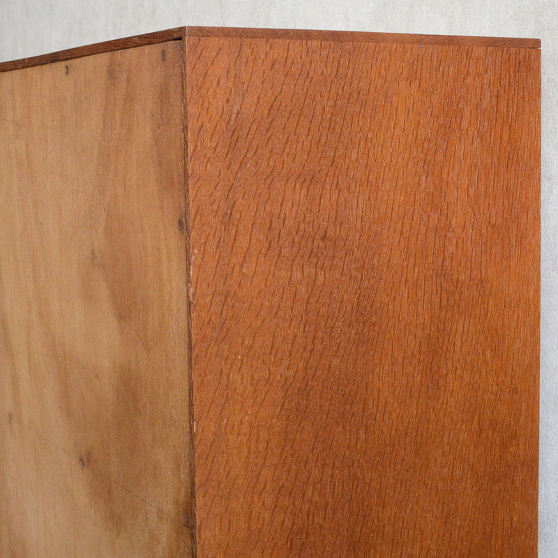 ミッドセンチュリー ヴィンテージ　ガラスキャビネット97(木扉付）