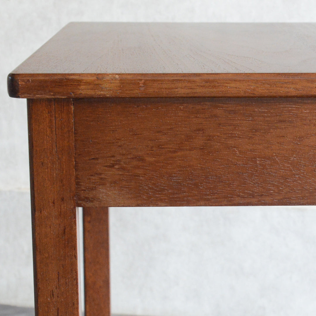 ミッドセンチュリー ヴィンテージ チーク ネストテーブル(抽斗付) 05