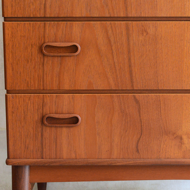 デンマークヴィンテージ  チーク４段チェスト 6-71