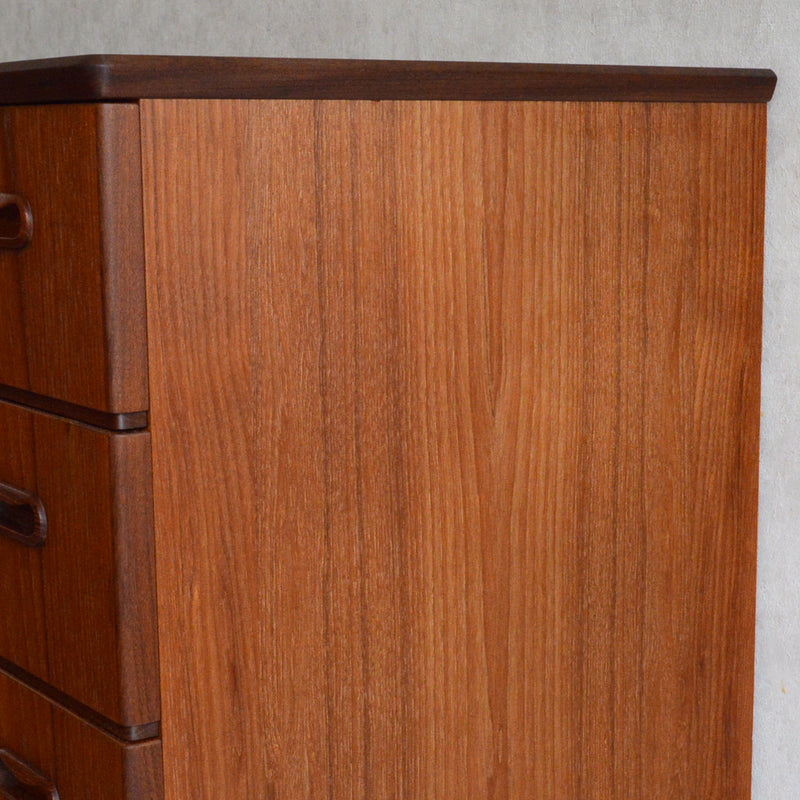 デンマークヴィンテージ  チーク４段チェスト 6-71