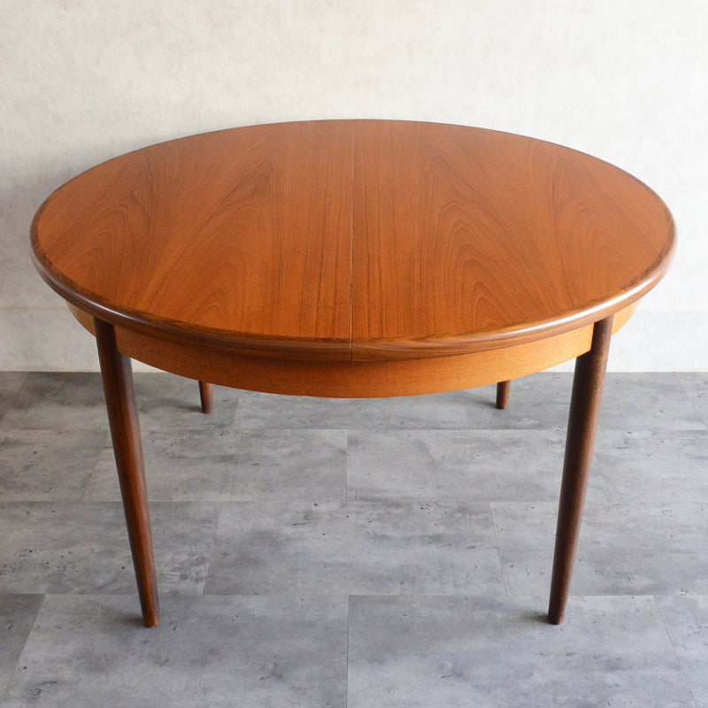 G-PLANジープラン エクステンション ラウンドダイニングテーブル 108(天板剥離再塗装）