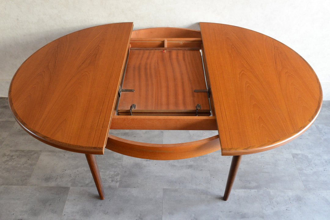 G-PLANジープラン エクステンション ラウンドダイニングテーブル 108(天板剥離再塗装）