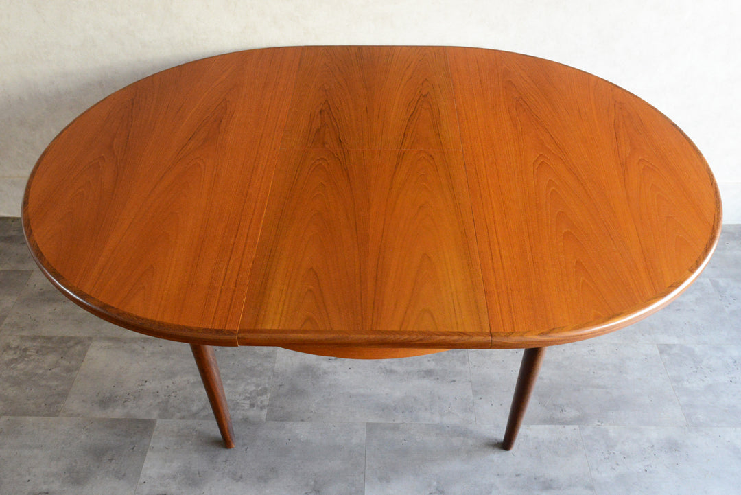 G-PLANジープラン エクステンション ラウンドダイニングテーブル 108(天板剥離再塗装）