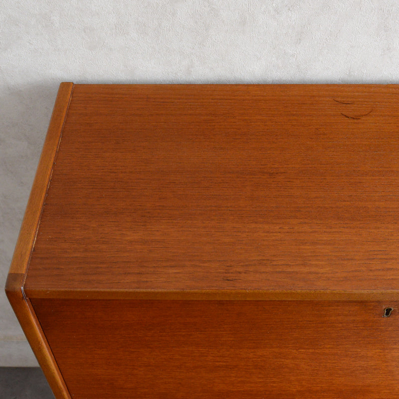 Jentique  ジェンティーク　ビューロー　17(鍵付）