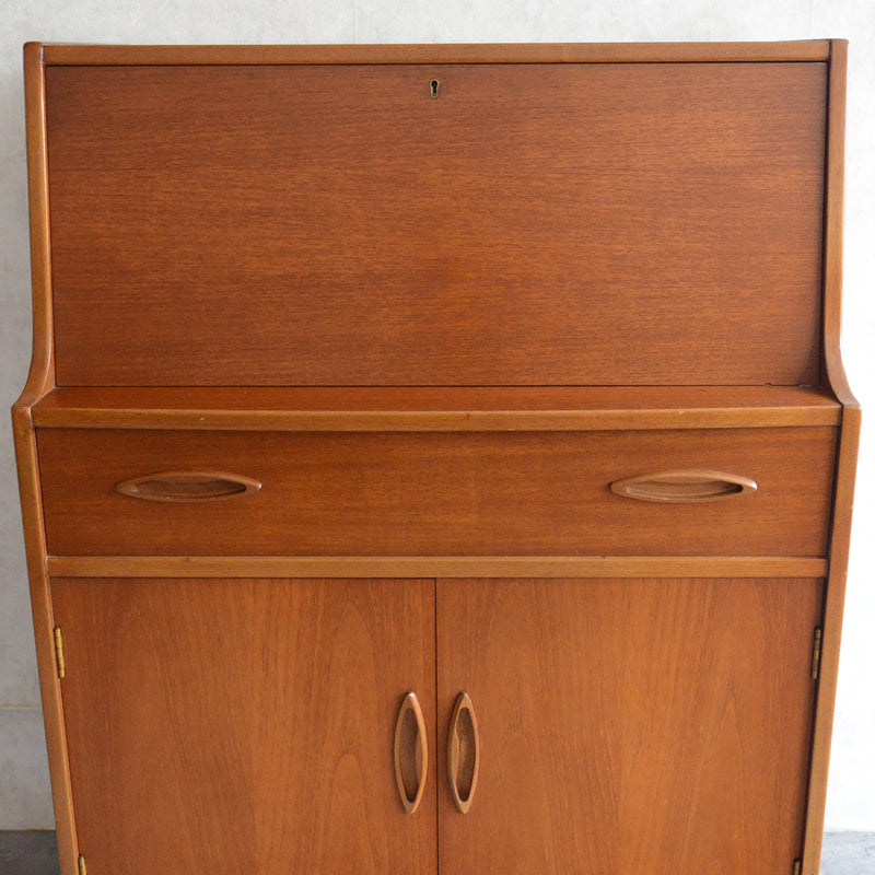 Jentique  ジェンティーク　ビューロー　17(鍵付）