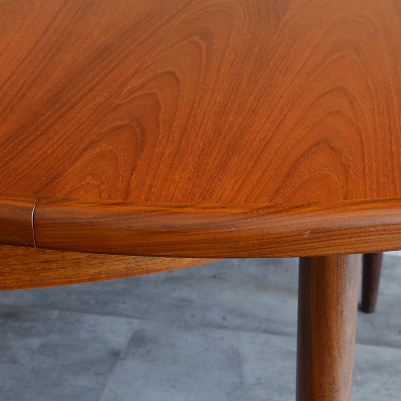 Y様見学ご予約品　 G-PLAN ジープラン　エクステンション ラウンドテーブル78(天板剥離再塗装）