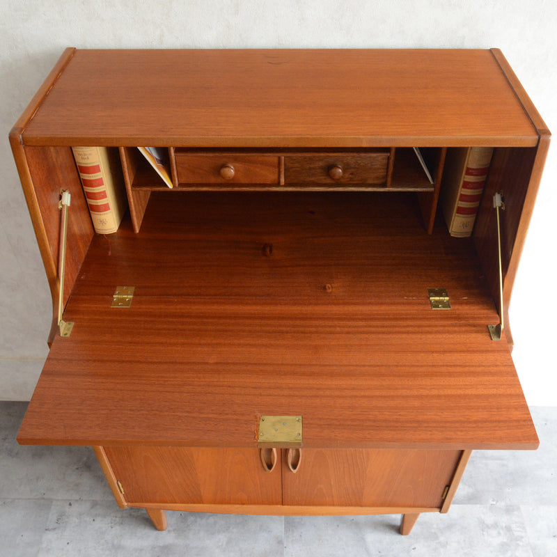 Jentique  ジェンティーク　ビューロー　17(鍵付）