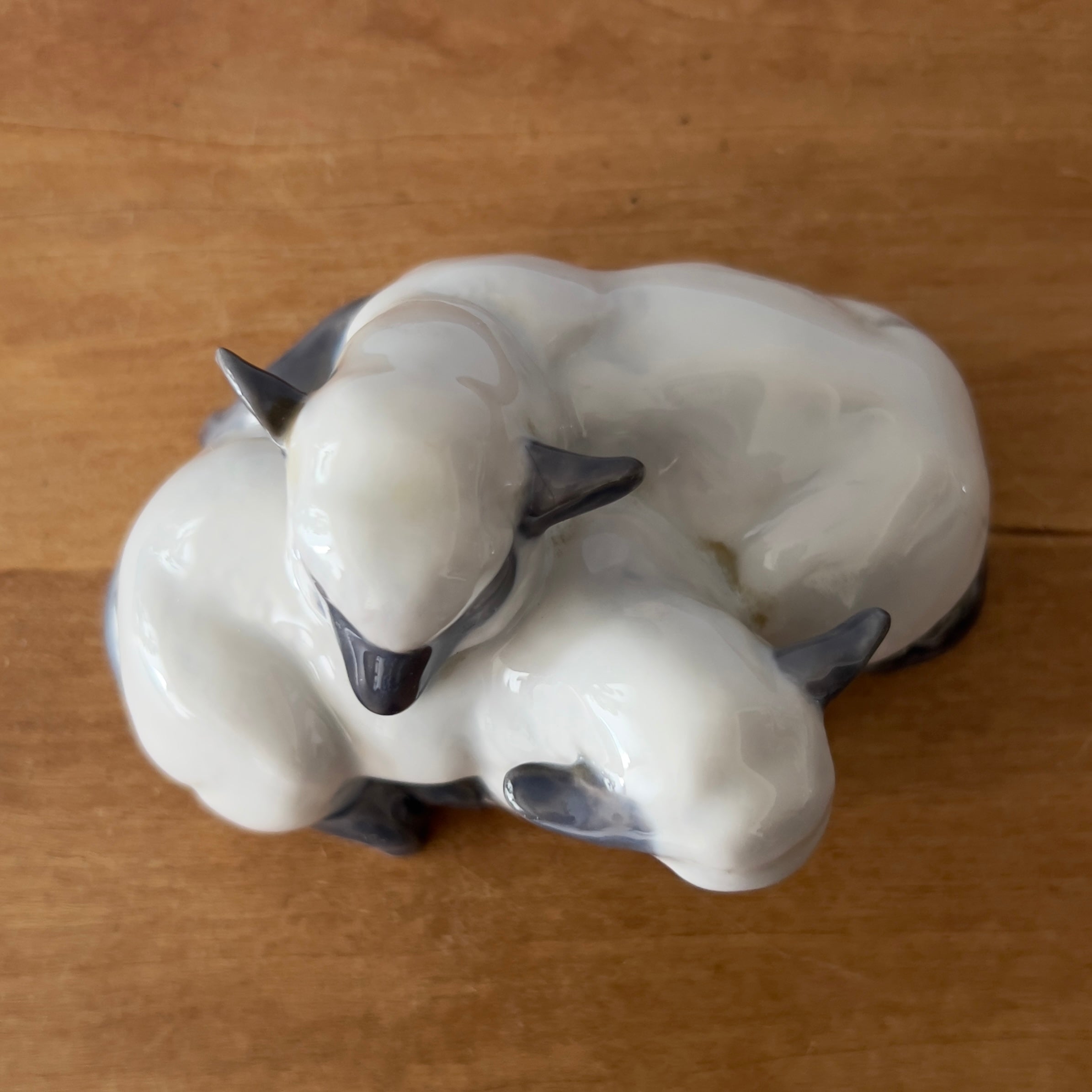 Royal Copenhagen フィギュリン 2匹の子羊 (子羊のペア)PX-1