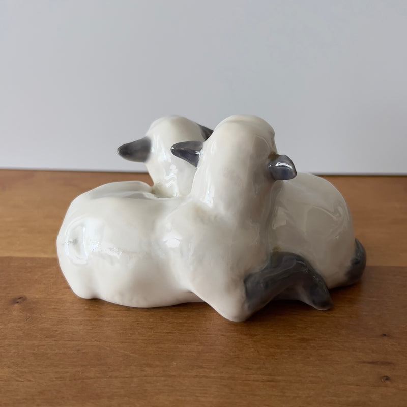 Royal Copenhagen　フィギュリン　2匹の子羊 (子羊のペア)PX-1