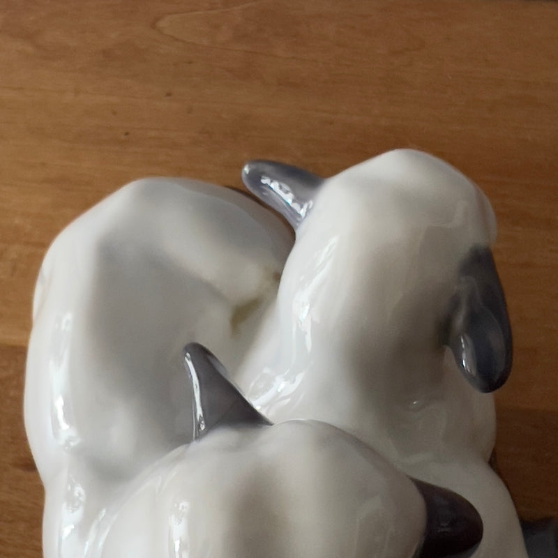 Royal Copenhagen　フィギュリン　2匹の子羊 (子羊のペア)PX-1