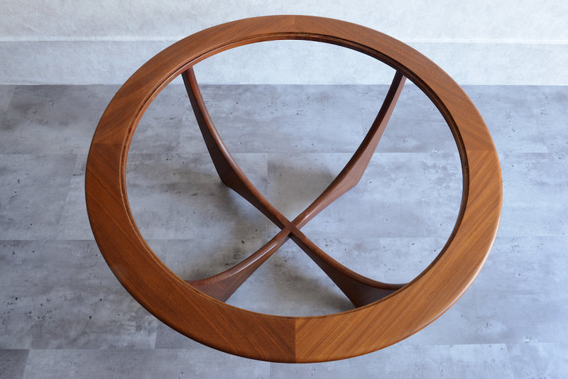 G-PLAN　ジープラン　アストロガラストップローテーブル