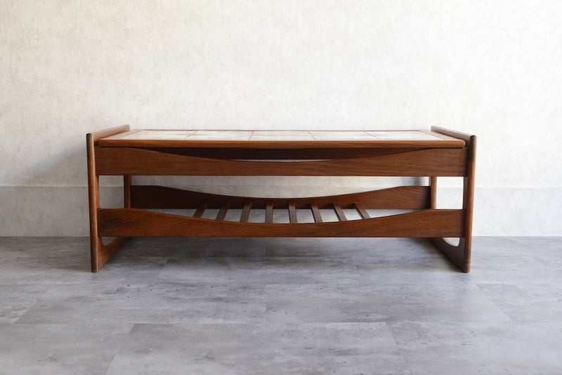 デンマークヴィンテージ　タイルトップローテーブル