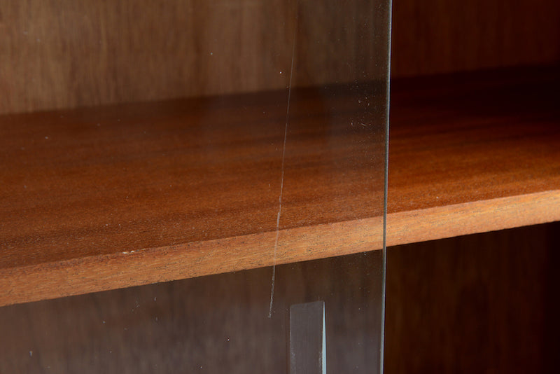 チークガラスキャビネット　イギリス　ヴィンテージ