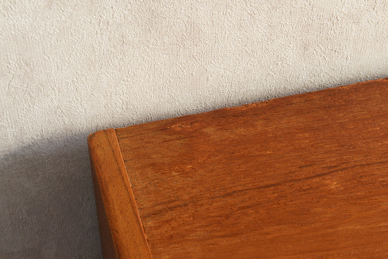 チークガラスキャビネット　イギリス　ヴィンテージ