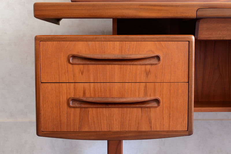 F様ご予約商品　G-PLAN　ジープラン フレスコ　ドレッサー　デスク(ミラー付き）