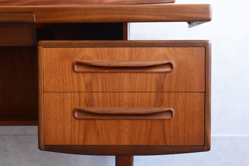 F様ご予約商品　G-PLAN　ジープラン フレスコ　ドレッサー　デスク(ミラー付き）