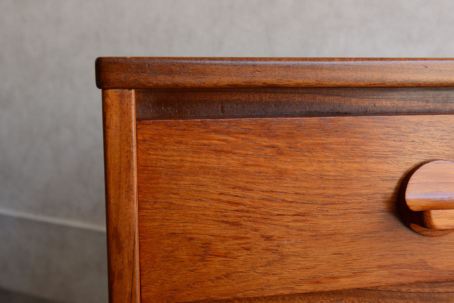 STAG　スタッグ　サイドテーブル