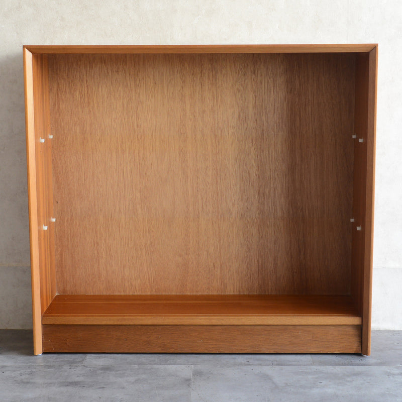 60S Herbert E. Gibbs ガラスキャビネット 35