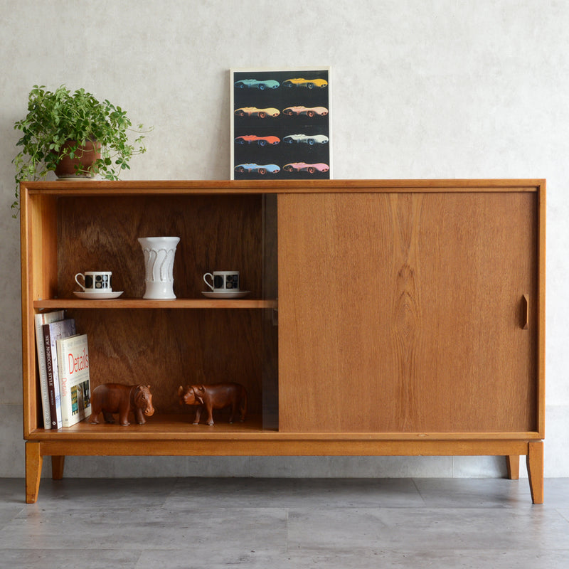 Herbert E. Gibbs（ハーバートE.ギブス）ガラスキャビネット22(木扉付)