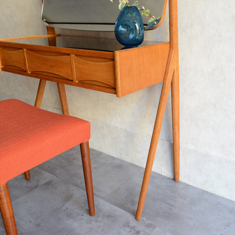 デンマークヴィンテージ　Arne Vodder　ドレッシングデスク