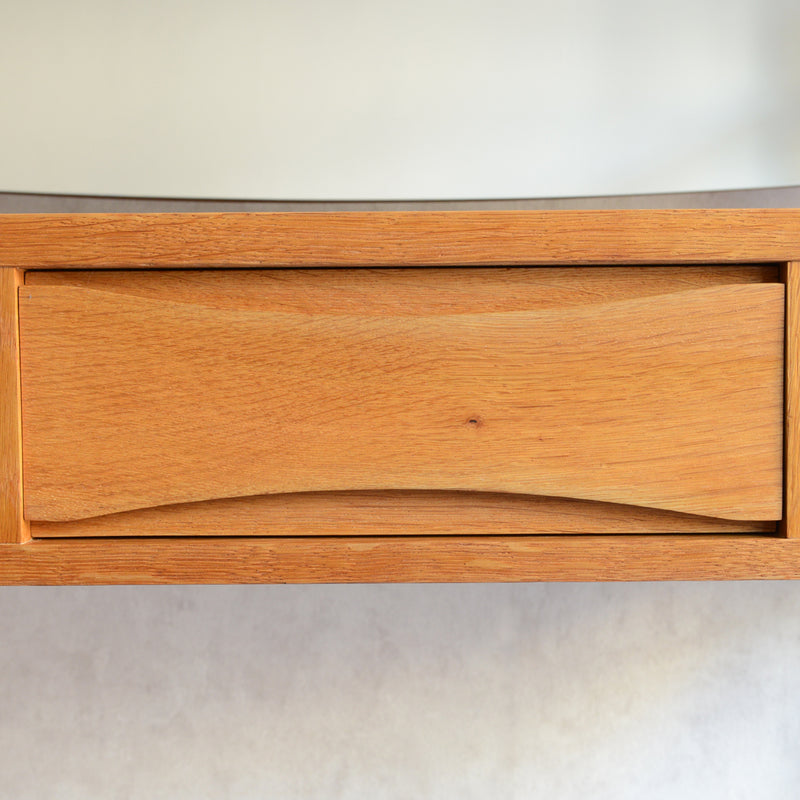 デンマークヴィンテージ　Arne Vodder　ドレッシングデスク